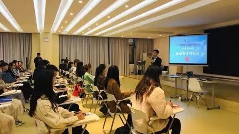 价格迷雾：在线教育平台的报价陷阱