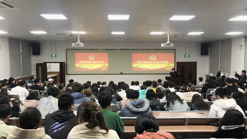 考察指标：师资力量与课程质量